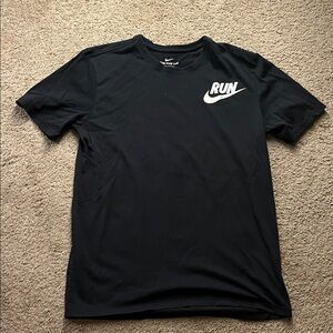 Nike Men's T-Shirt